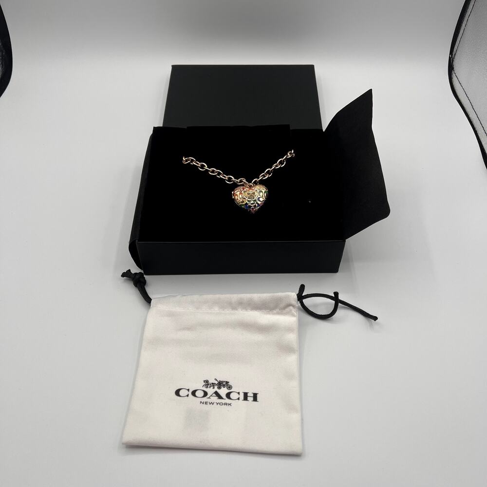 COACH Gold-Tone Enamel Heart Pendant Necklace-New with Case & Card